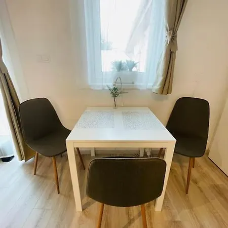 Compact Apartmán *